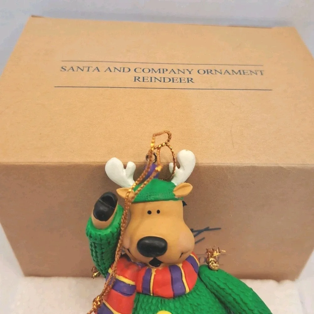 AVON 1997 SANTA & COMPANY ORNAMENT 